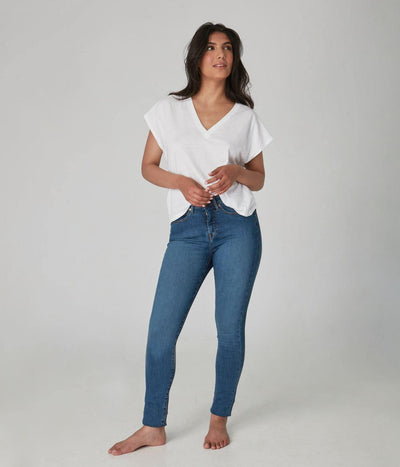 Jeans 80% coton 105 Lyocel 2% spandex, Skinny, taille haute, extensible et confortable LolaJeans- Boutique Atmosphère, Boutique Prêt à porter pour Hommes et Femmes, Rivière-Rouge